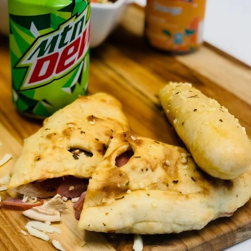 6" Calzone Lunch.